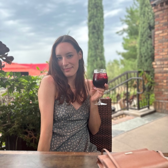 Meet your Posher, Kelsey - Picture 5 of 6